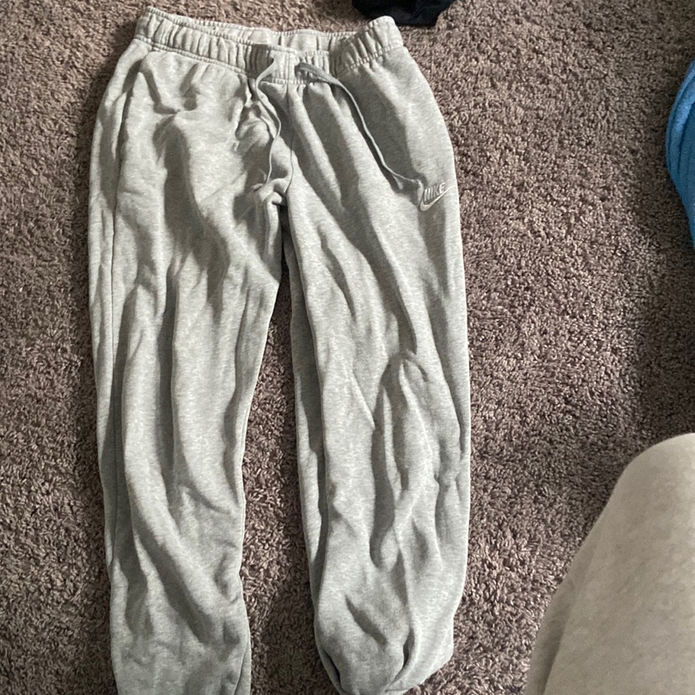 Super cute grey Nike sweats m